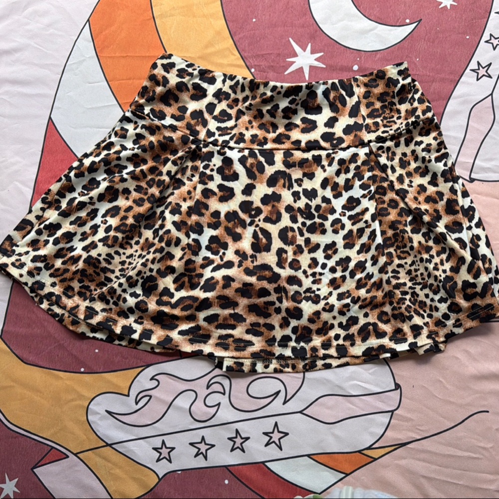 Leopard Print Pleated Skort